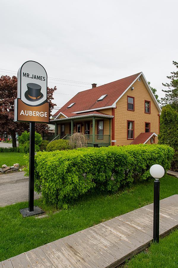 Auberge Mr James Riviere-du-Loup Exterior photo
